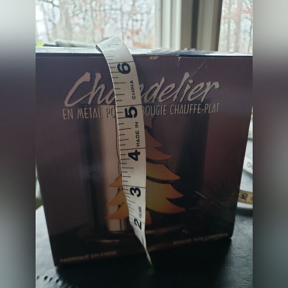 Heavy Metal Tea Light Holder Christmas Tree - Picture 3 of 3